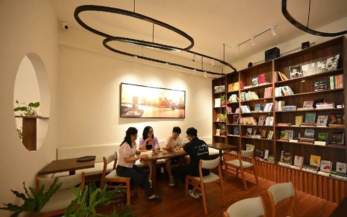 Mô hình kinh doanh cà phê sách